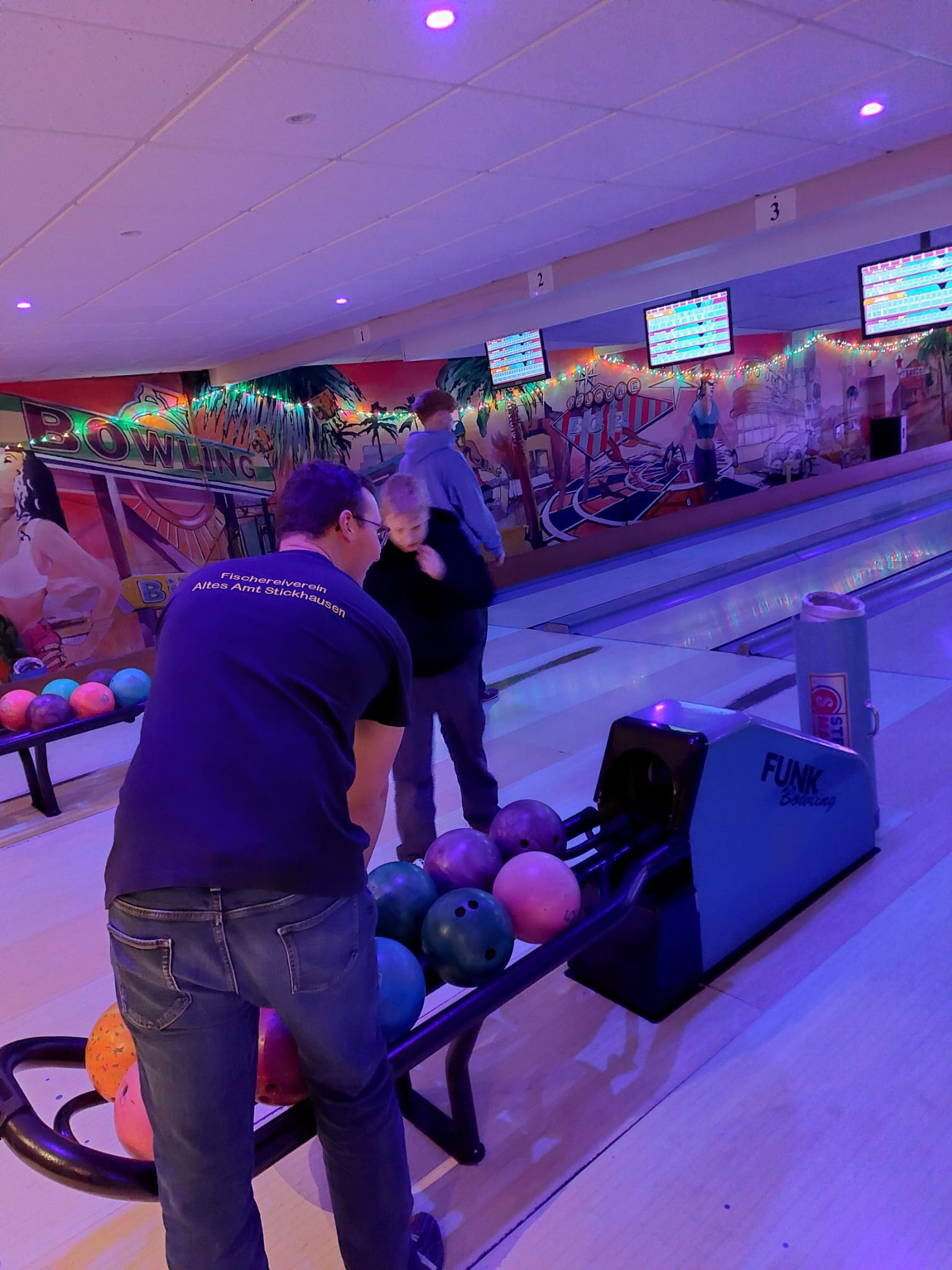 Neujahrsbowling.jpg